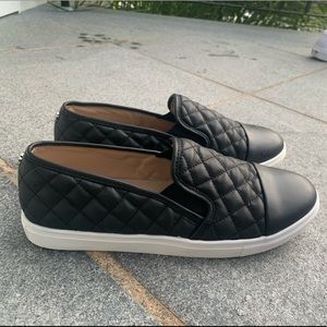 Steve Madden slip on sneakers